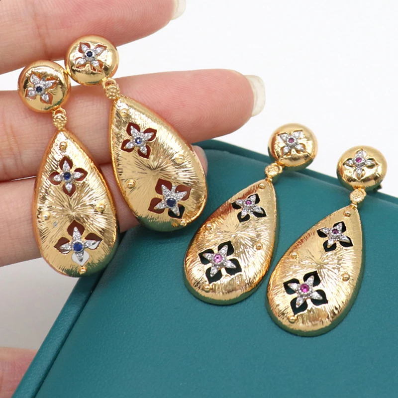 Water Drop Shape Trendy Earrings Hollow Gold Color Womens Earring Carved Ear Pendants for Party Wedding 241105