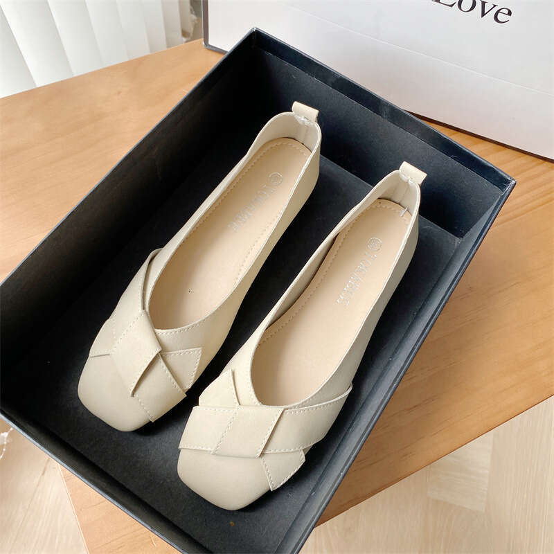 Short Heeled For Women 2023 Summer New Style Square Toe Shallow Mouth Grandma Thick Follow-Up Versatile Women's Soft Soled Shoes