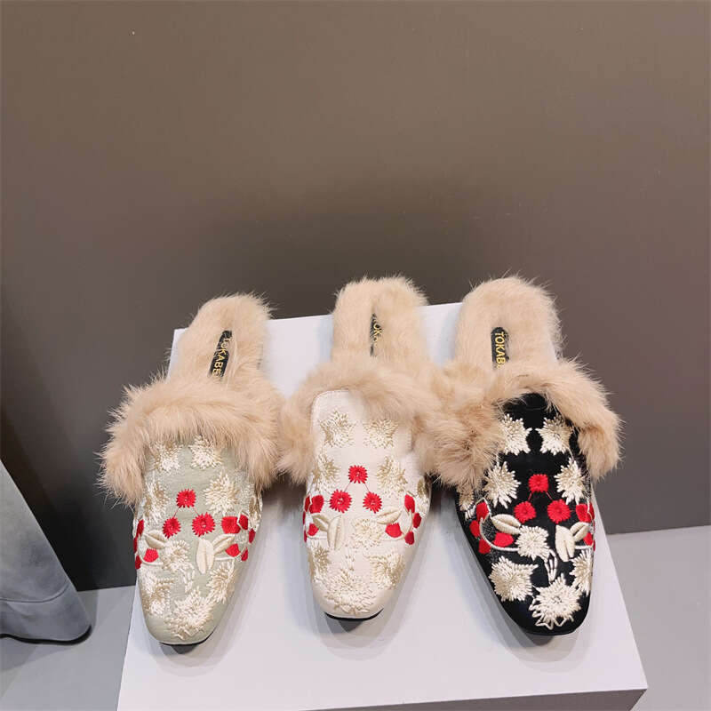 Korean Version Autumn And Winter New Fashion Fabric Velvet For Women's Outerwear, Embroidered With Chinese Style, Support, Half Slippers, Hairy S