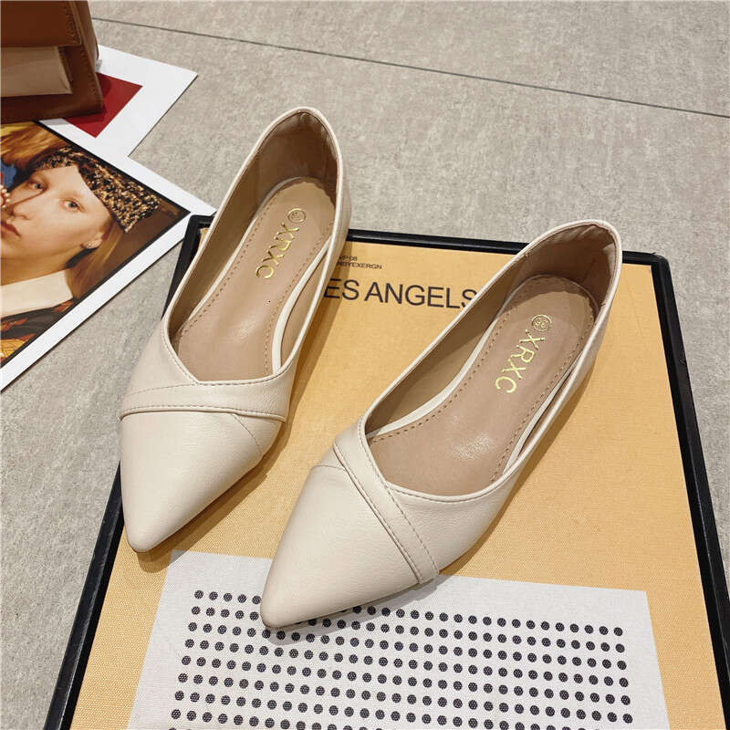 2023 Spring New Pointed Versatile Comfortable Bottom Soft Surface Single For Women, Shallow Mouth Black Work Women's Shoes
