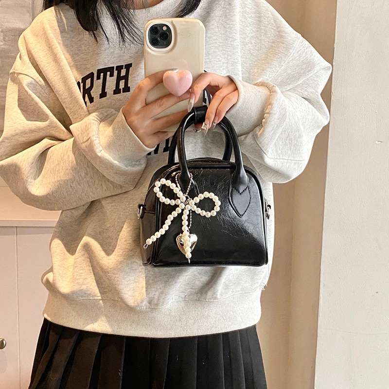 Mini PU Leather Short Handbag for Women Korean Fashion Handbag for Women Simple Silver Cross Body Bag 241105