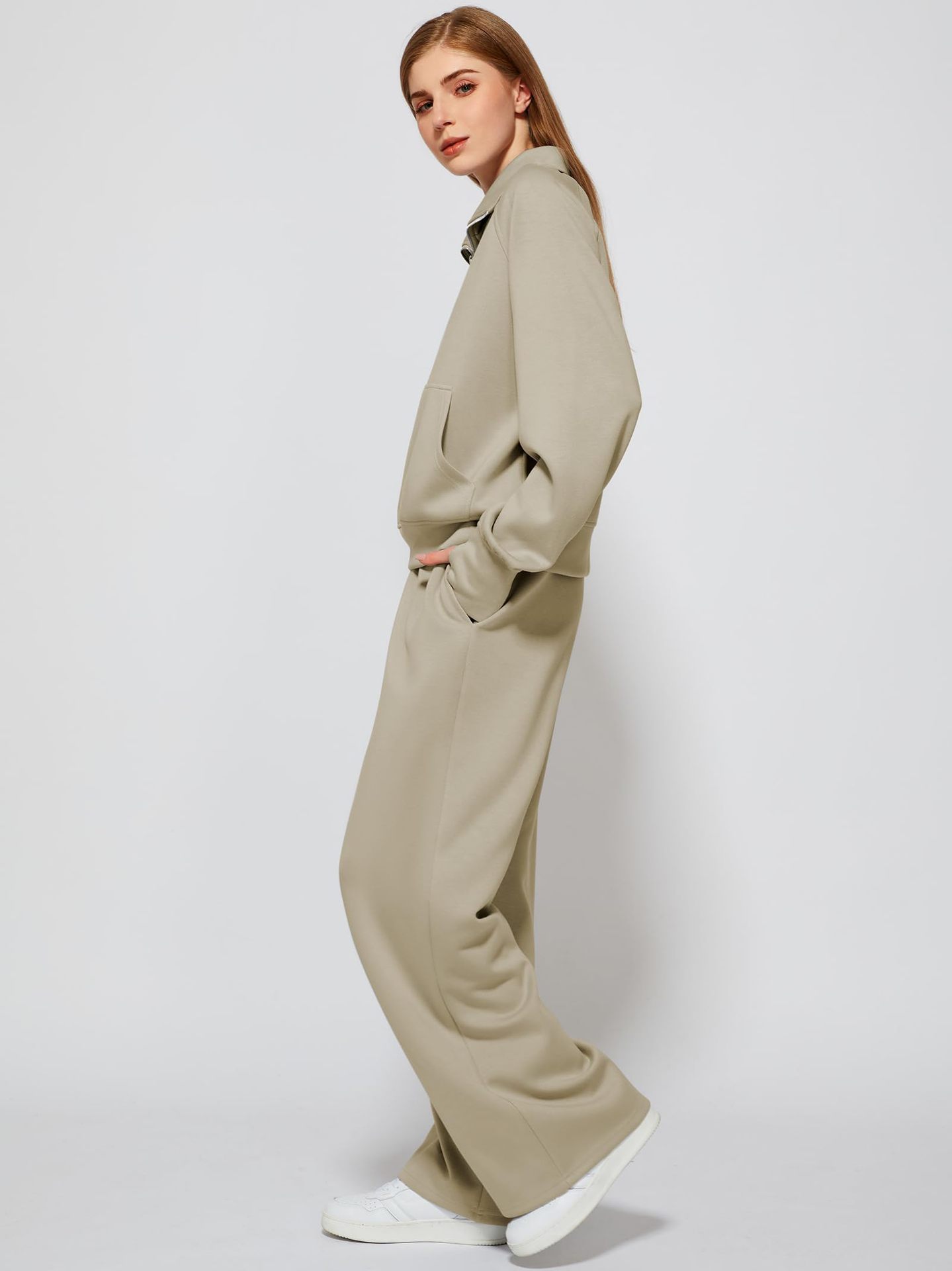 2025--Oversized Women's 3D Half-Zip Sweatshirt and Wide-Leg Sweatpants - Comfortable Two-Piece Set