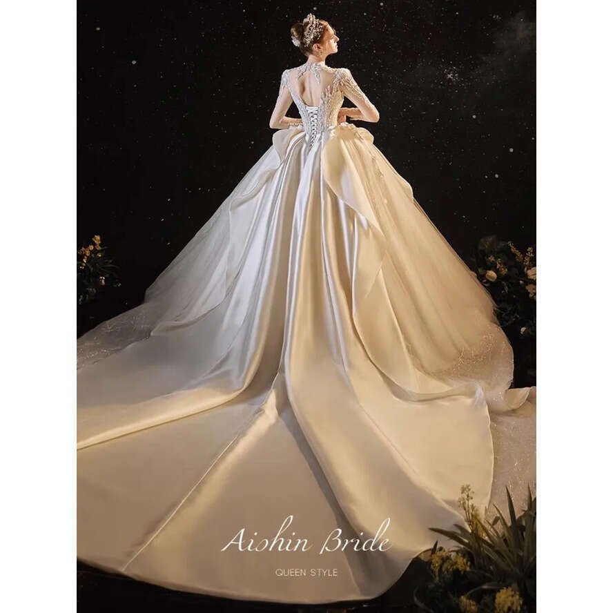 Long Sleeve New Dress Elegant Pearls Beads Wedding Bride Gowns White D Ral Lace Applique Neck Sweep Train A E Arabic Dubai V De Noiva Rabic