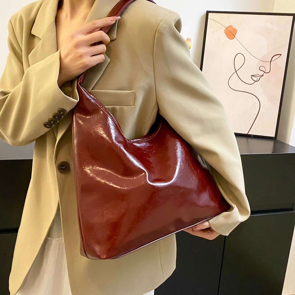 Designer Bag This Is A Super Stylish One-Shoulder Bag For Going Out Shopping, Shopping And Dating. handbag