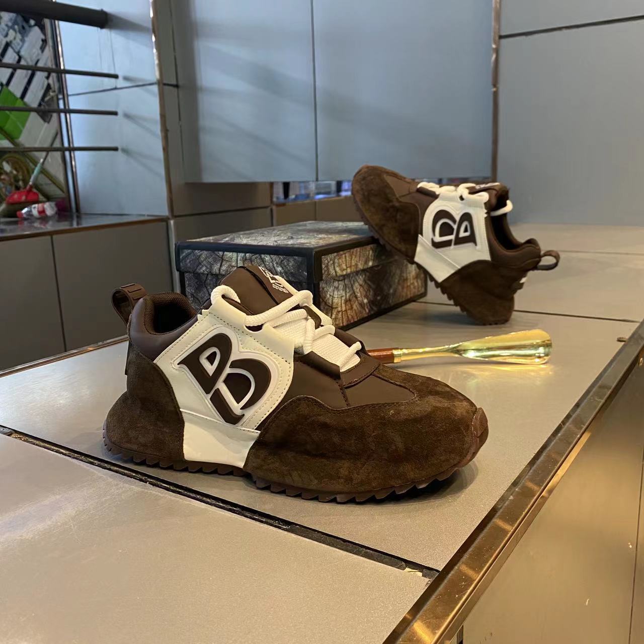 Autumn Winter New High-end Comfortable Lightweight Versatile Casual Shoes.