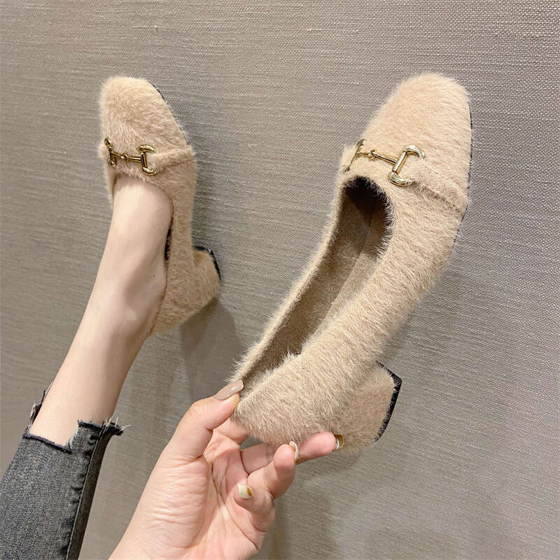 2023 Autumn/Winter New Single Women's Head Hairy Metal Buckle Low Heel Outdoor Casual Warm Bean Shoes