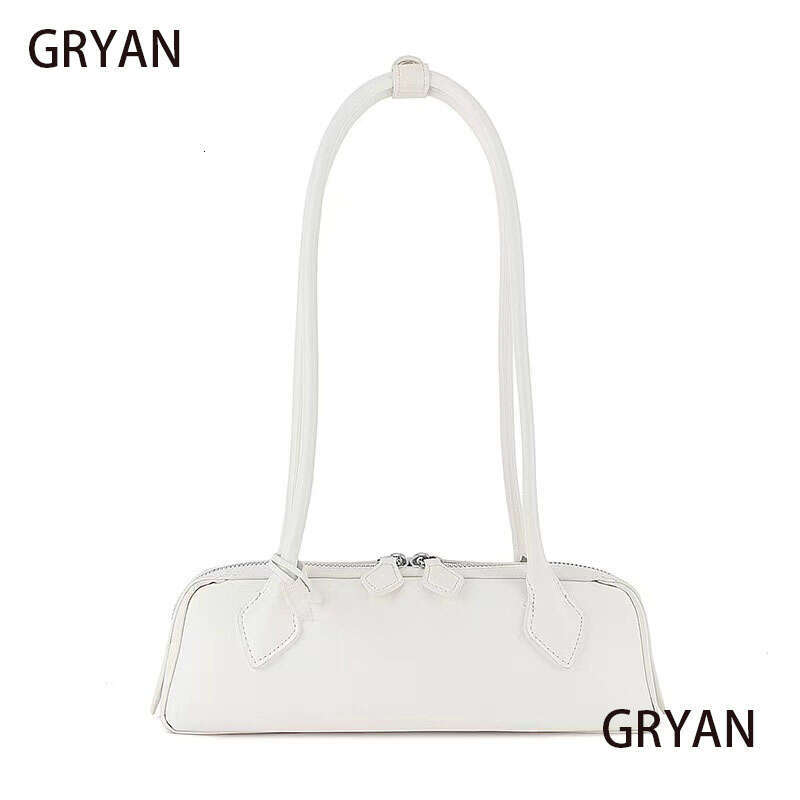 Advanced Sense Retro Ladies Shoulder Bags Trend 2024 Light Hot Sale Women Bolsas Femininas Genuine Leather Baguette Bag
