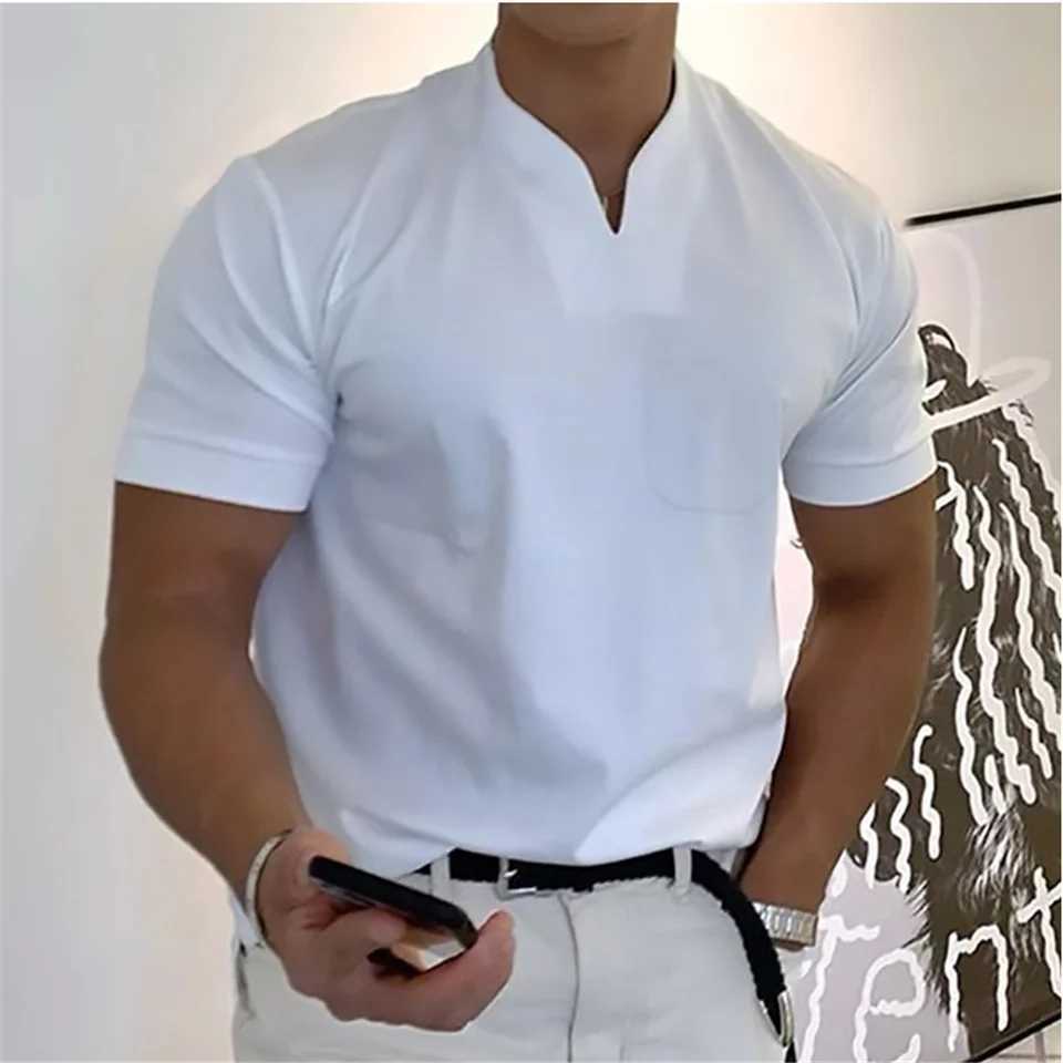 Summer solid color V-neck buttonless collarless mens short sleeved pocket fashionable casual sports mens shirt W241104