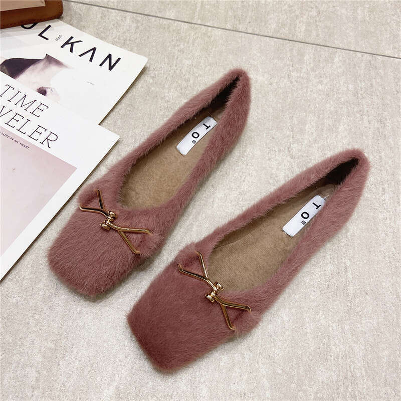 2023 Winter New Korean Version One Step Lazy Versatile Look Thin With Thick Plush And Fury, Flat Bean Shoes