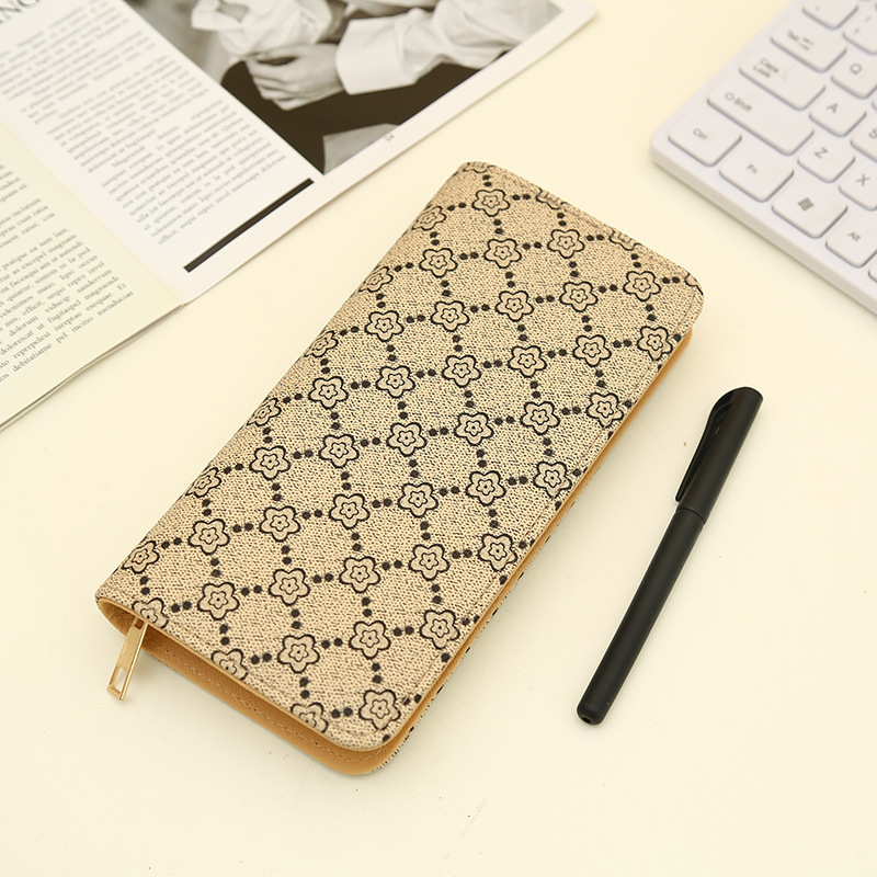 Women's Long, Large Capacity Zipper, Fashionable And Simple Handheld Wallet Wallet Designer's New Zero Wallet