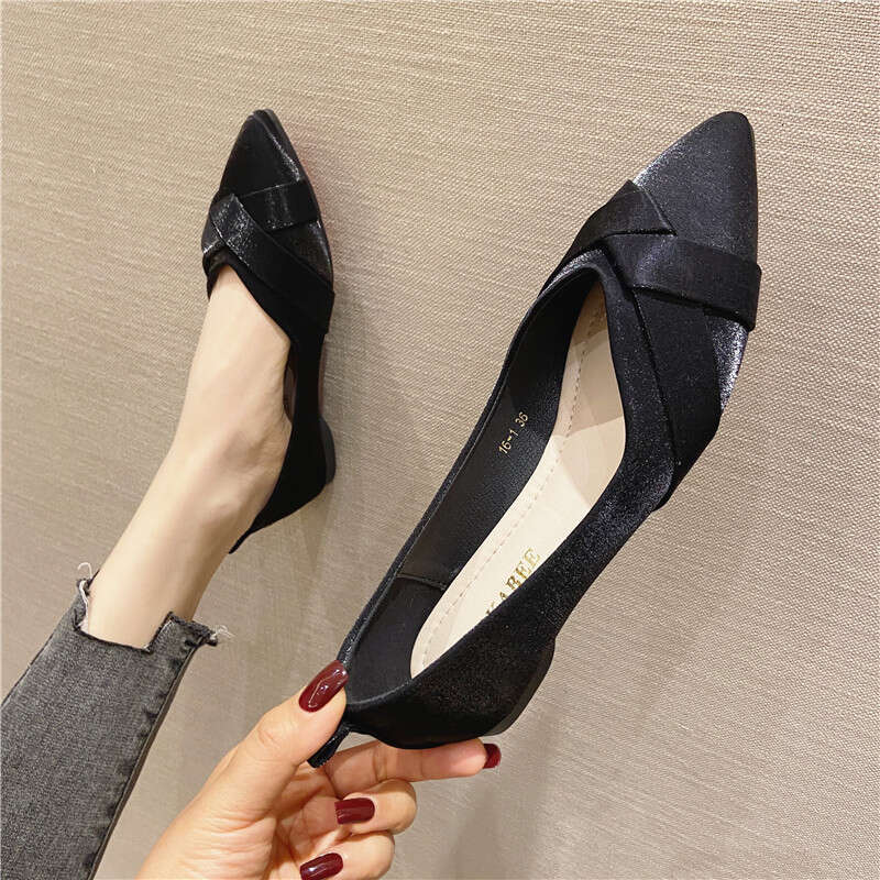 2023 Spring New Single Shoe Korean Edition Fashion Versatile Pointed Shallow Mouth Flat Soft Bottom Lady Red Women's Shoes