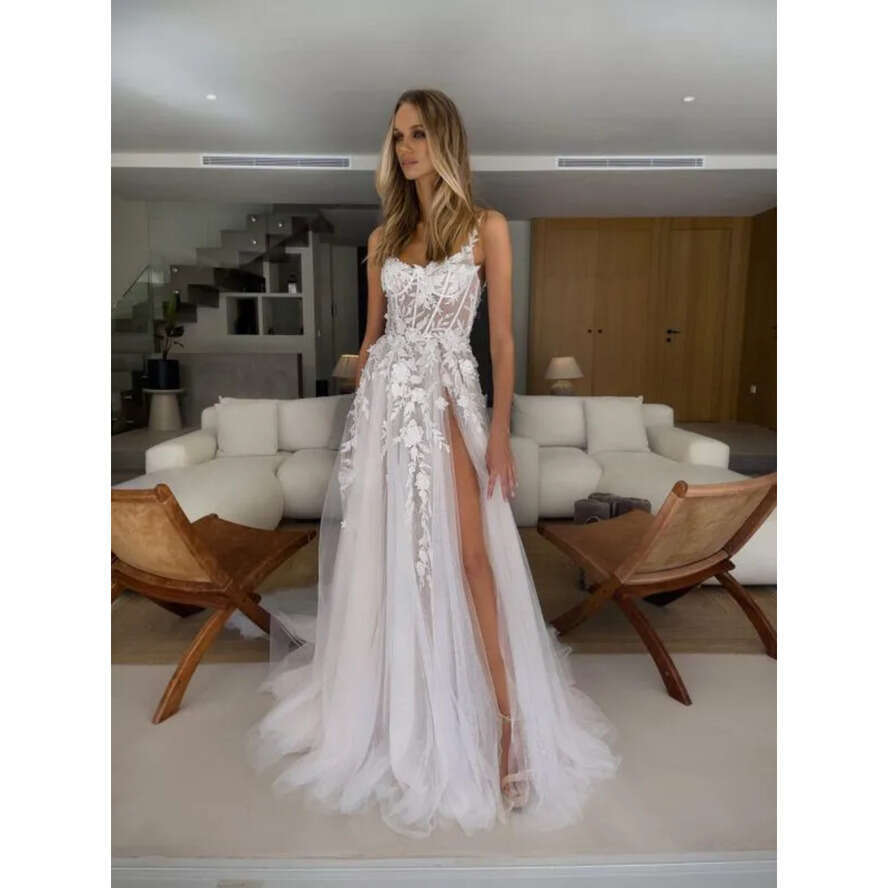 Bohemian Western Country A E Wedding Dresses Beach Spaghetti Straps Illusion Tulle Sleeveless Lace Appliques D Ral Bridal Gowns Side Split Open Back