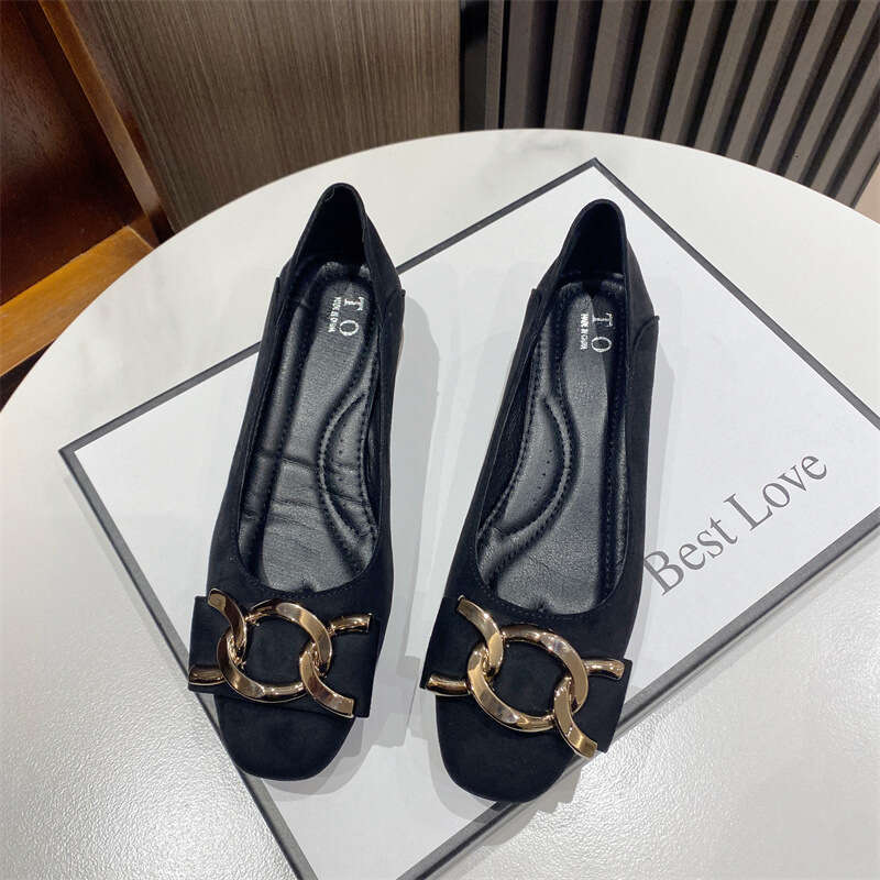 2023 Spring/Summer New Korean Edition Suede Fashion Square Head Low Order Metal Decoration Shallow Mouth Comfortable Daily Women's Shoes