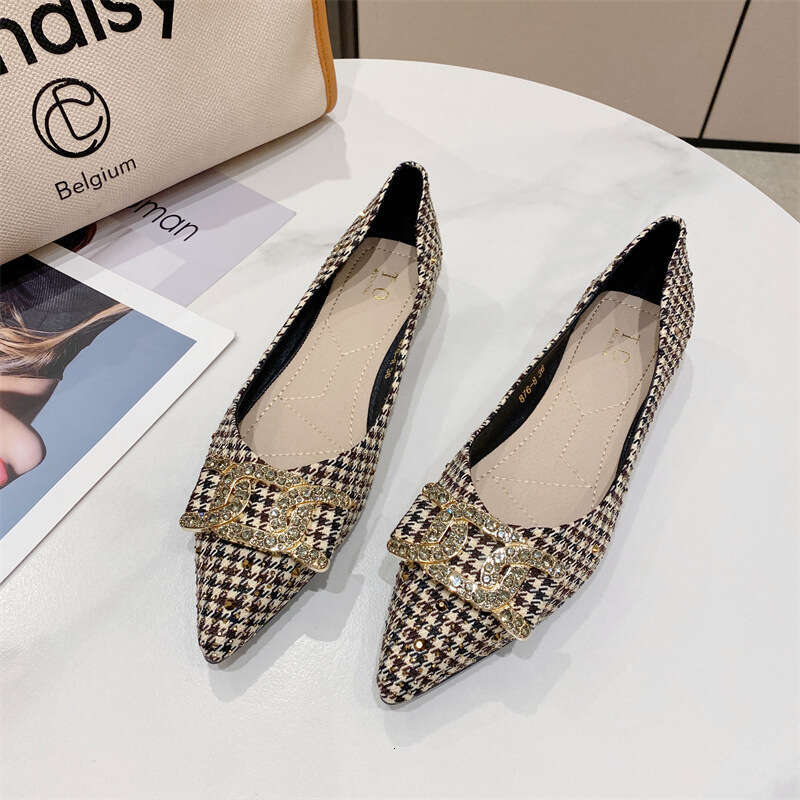 Single Shoe Spring New Pointed Shallow Mouth Rhinestone Decorated Flat Bottomed Soft Soled 2023 Thousand Bird Grid Interior Height Increasing Women�