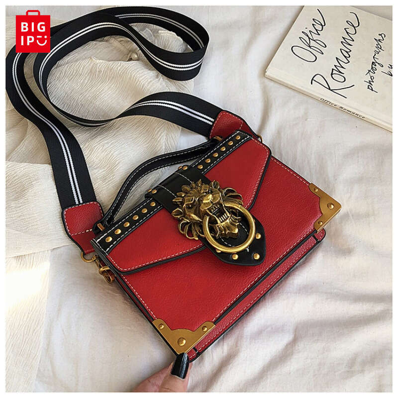 Designer Bag Women's Bag 2024 New Retro Handbag Simple Shoulder Crossbody Bag Lion Head Small Square Bag