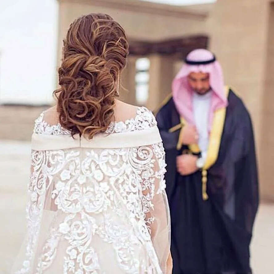 Arabic Saudi Modest Dresses Scoop Off Shoulder Appliques Pearled Tulle Or Length Dubai Maternity Beach Wedding Gowns