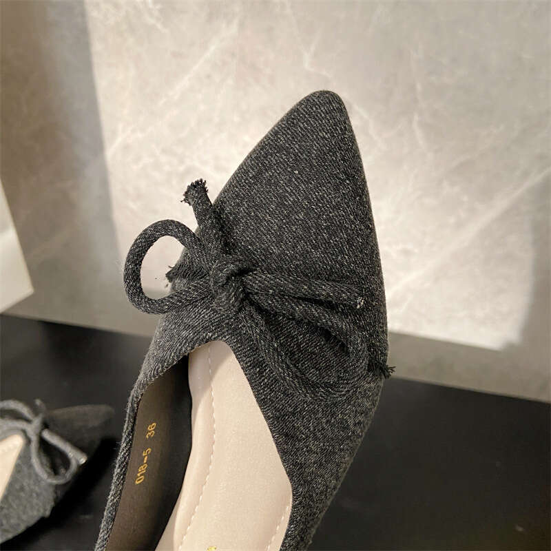 Korean Fashion Bow Soft Sole Single For Women In Spring 2024, New Comfortable Fabric Surface, Shallow Mouth Pointed Flat Bottomed Scoop Shoe
