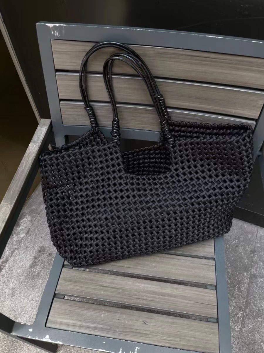 Large Capacity Hollow Tote For Women 2024 Designer Brand Handwoven Handheld Shoulder With Wallet Beach Bag Black