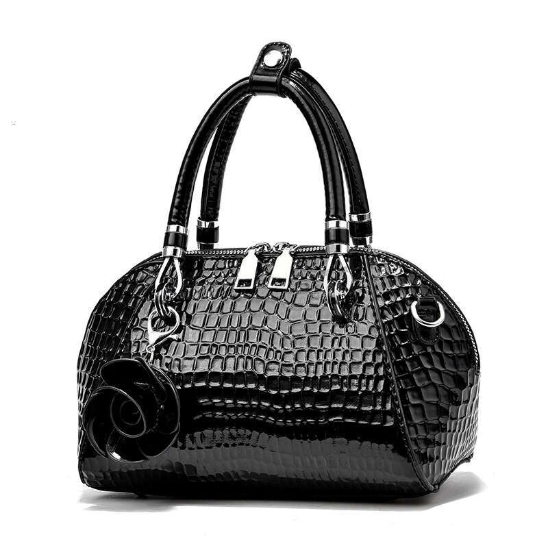 Designer Bag European / American Style Fashion Handbag Yellow Crocodile Pattern Women Tote Bag Ladies Small Shell Messenger Shoulder Bags Sac