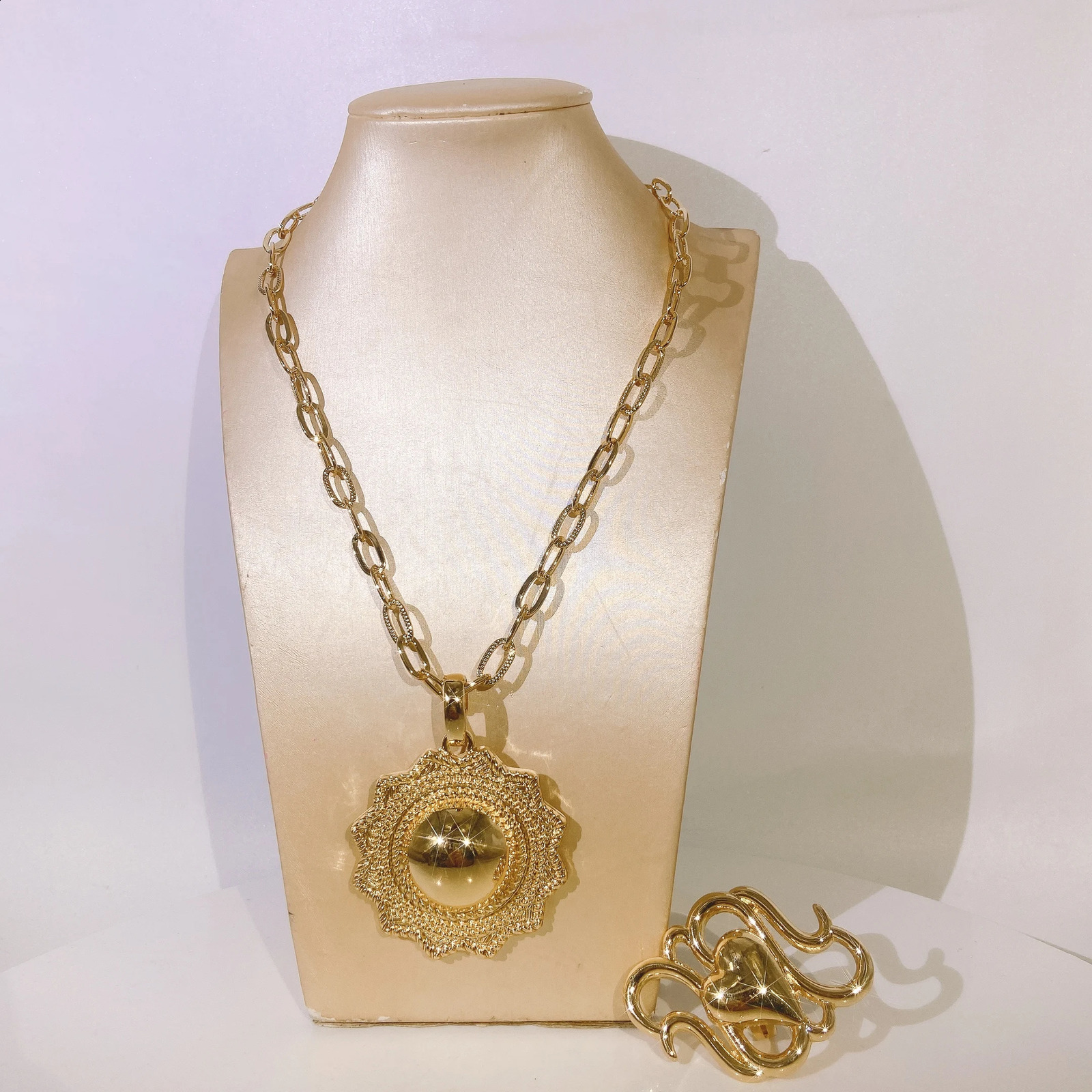 Women Jewelry Set Egg Shape Pendant and Earrings Women Gift Party Jewelry Italian Gold Plated Necklace and Earrings Set 241105