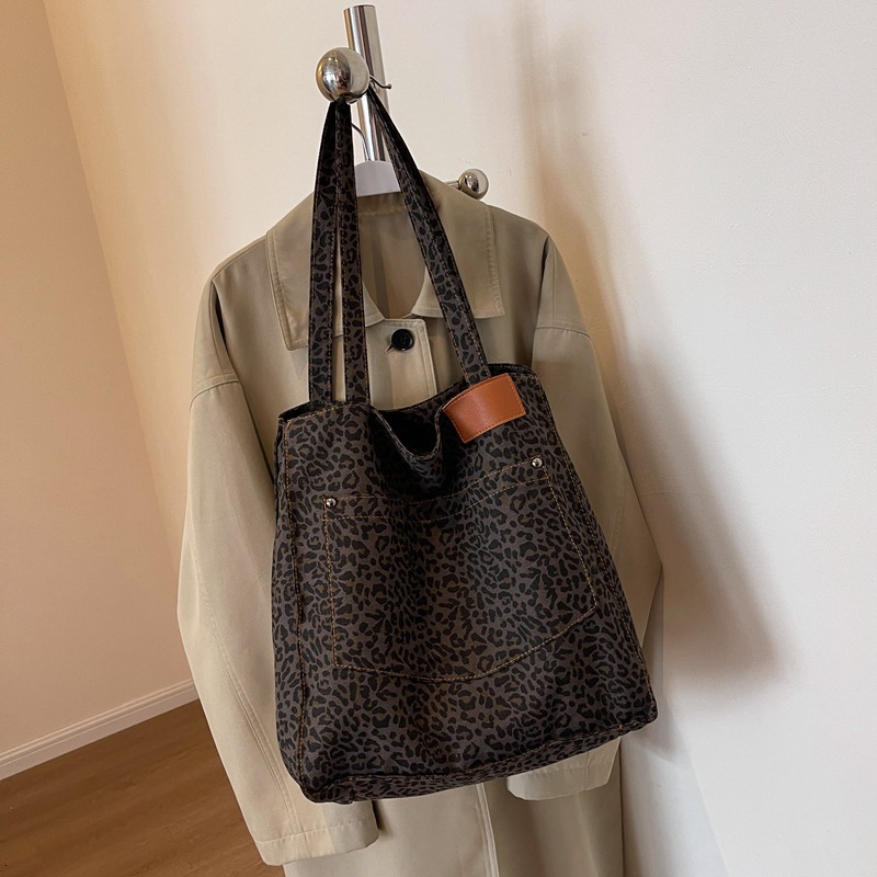 New Fashion Desginers Bag for Women Tote Bag Shoulder Large Capacity Leopard Print Bags
