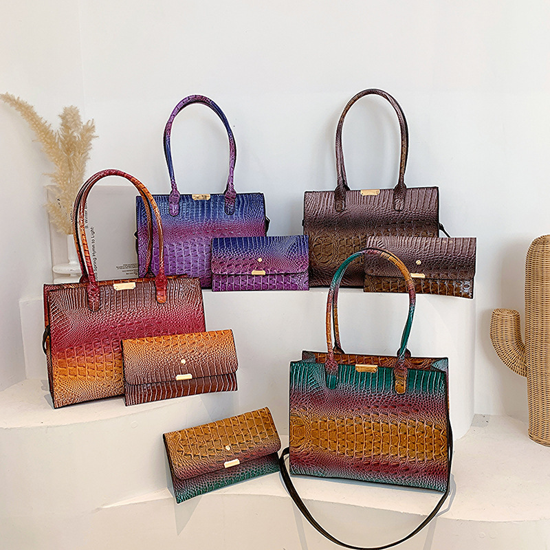 New handheld armpit crossbody bag with designer Brahman Crocodile pattern, fashionable bag