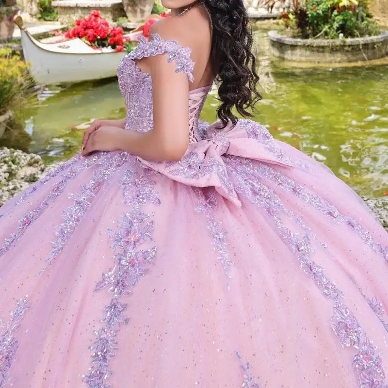 Pink Shiny Ball Gown Quinceanera Dresses Off The Shoulder Sequin Appliques Lace Bow Beaded Crystal Tull Sweet 16 Dress Vestido De 15 Anos