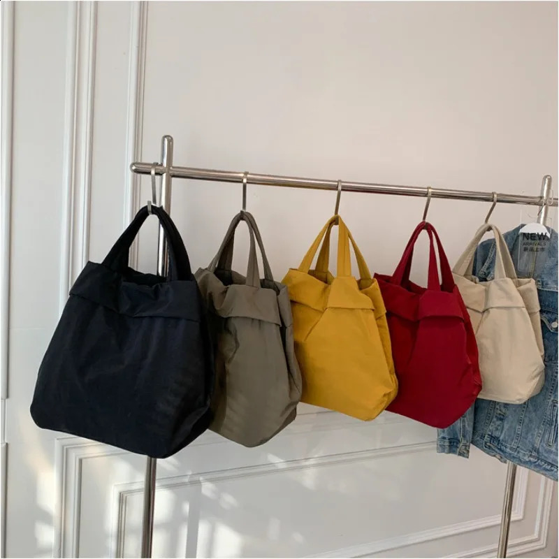 Womens Handbag Nylon High Capacity Handbag Fashion Travel Shoulder Bag Womens Wallet 241105
