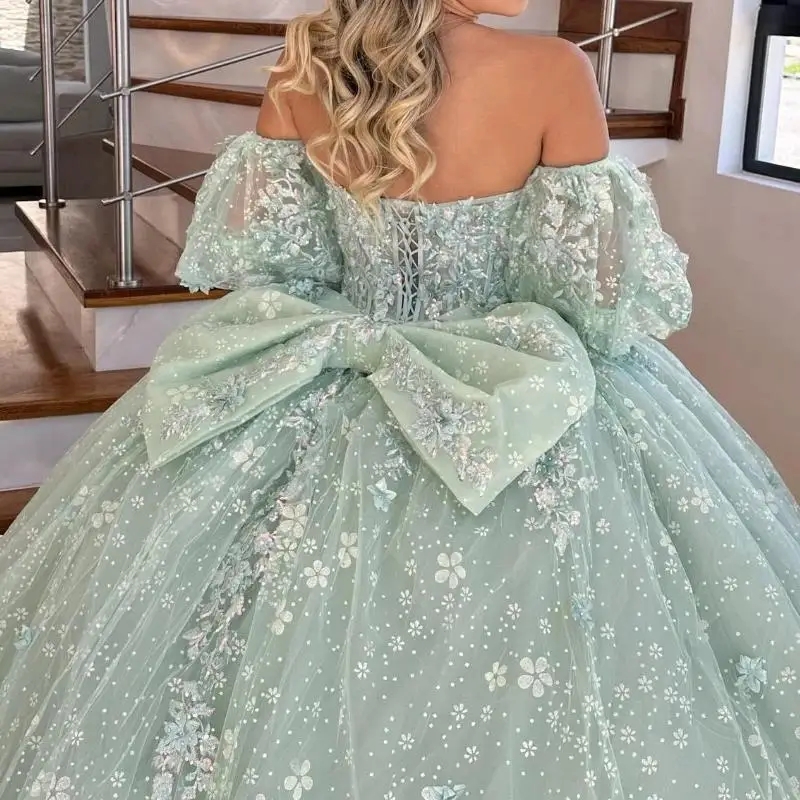 Light Green Quinceanera Dresses Sequin Applique Beads Crystal Bow Tull Ball Gown Vestidos De 15 Anos XV Brithday Sweet 16 Dress