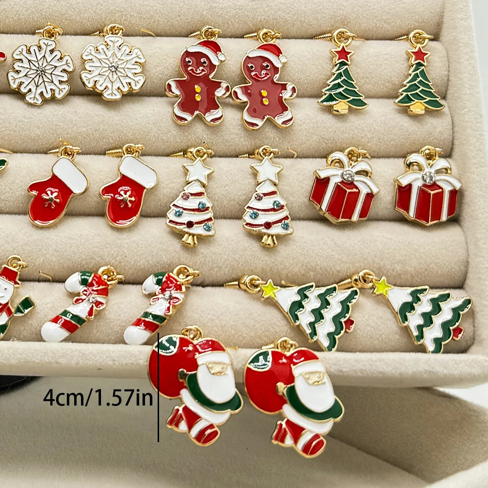 50PCS10PCS Christmas Theme Earrings Vintage Metal Santa for ning Women Fashion Gifts 241105