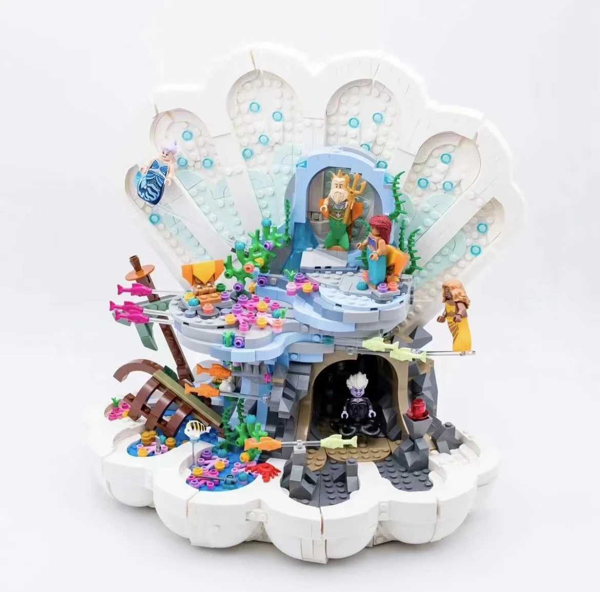 Blocks New inventory 43225 Underwater Mermaid Royal Toad Building Blocks Princess Palace Castle Toys Girls Childrens Birthday GiftsY241105HTX9