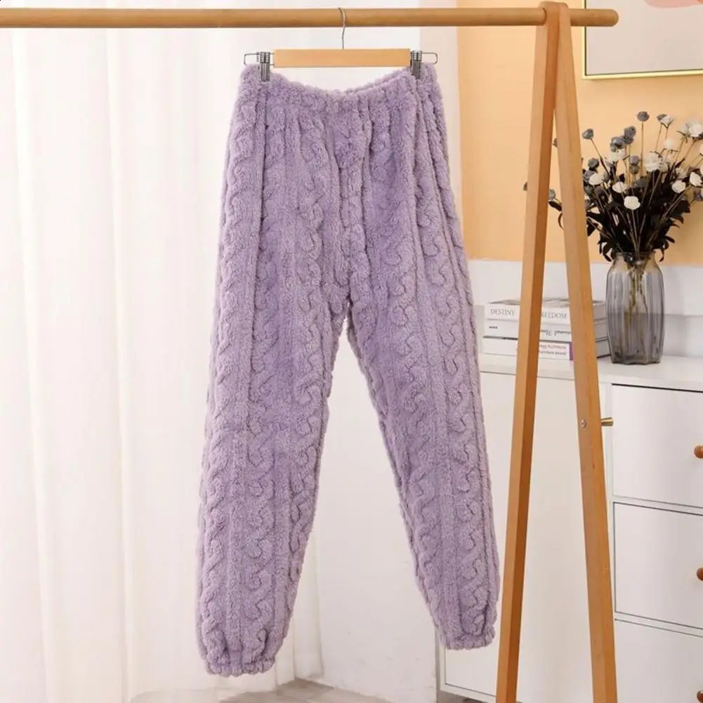 Stylish Crew Neck Pajamas Winter Pajama Set Stylish Comfortable Winter Pajamas Warm Plush 2-piece Sleepwear for Women for Autumn 241105