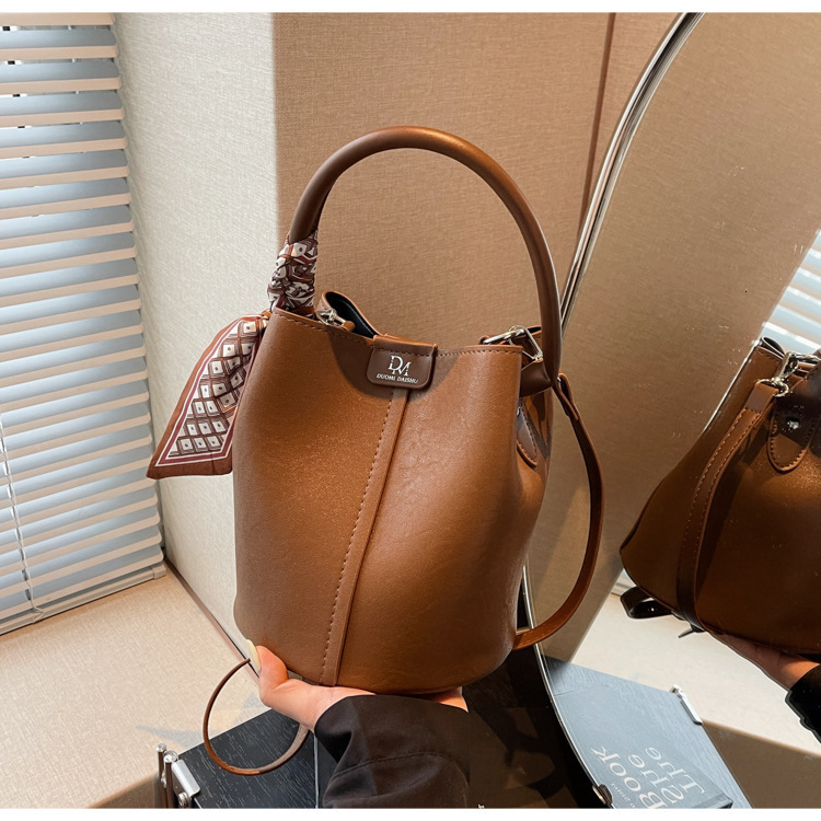 High End Design Bucket Bag For Bags Handbags Women Autumn Versatile Single Shoulder Crossbody Handbag Designer