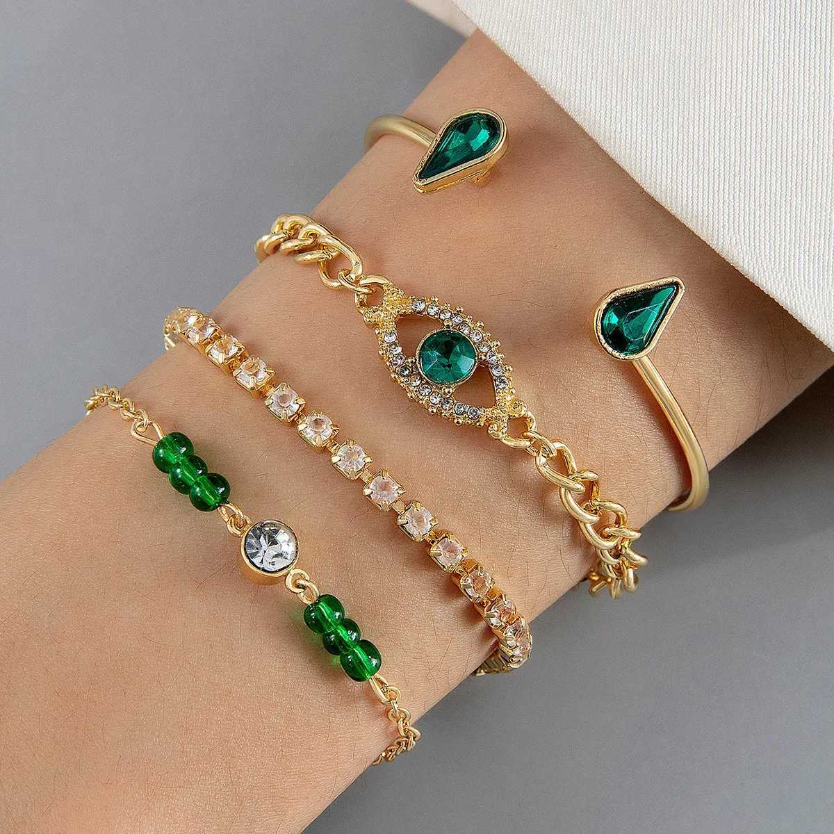 Retro style bracelet spinning rhinestone Shiny Infinity symbol Geely green rhinestone bracelet environmentally friendly X241106