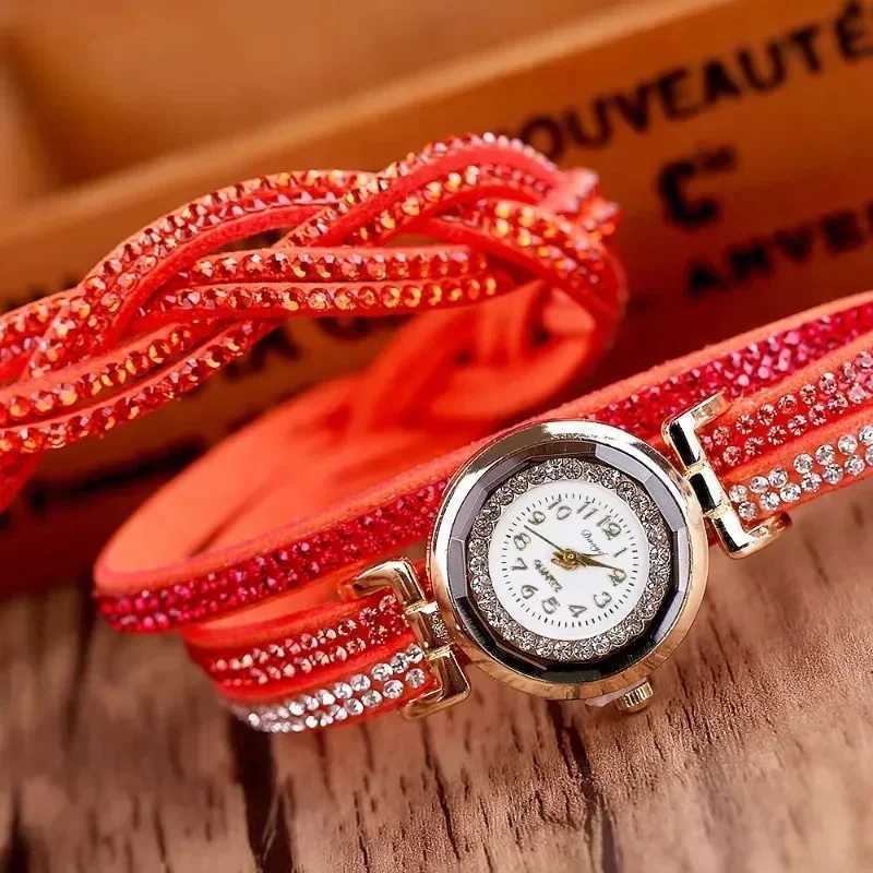 Leisure Gold Quartz Watch Warm Rhinestone Fashion Knitted Leather Bracelet Watch Gift Womens Watch Relogio Womens Gift X241106