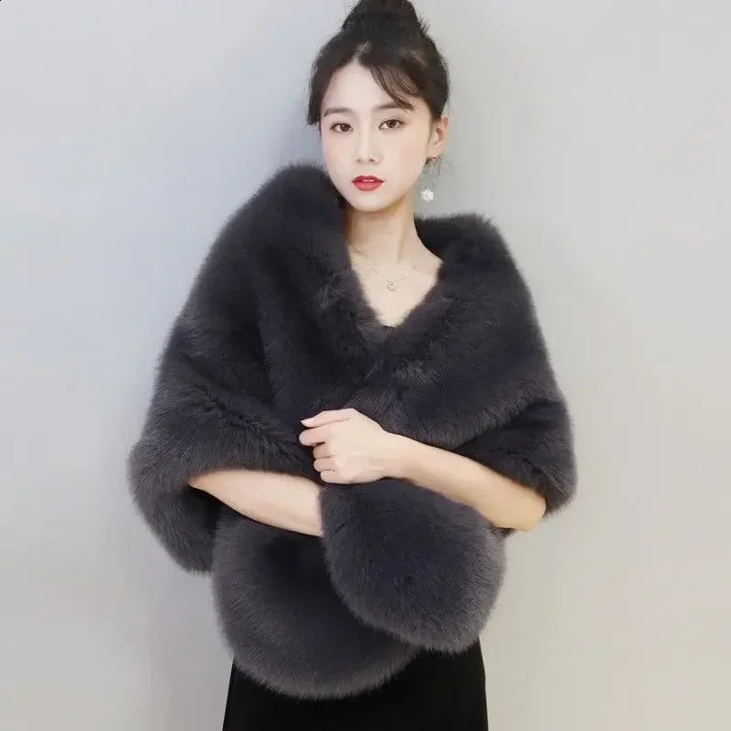 Autumn Women Open Stitch Solid Color Shawls with Faux Fur Flocking Short Cape Female Winter Pashmina Wraps T299 241105