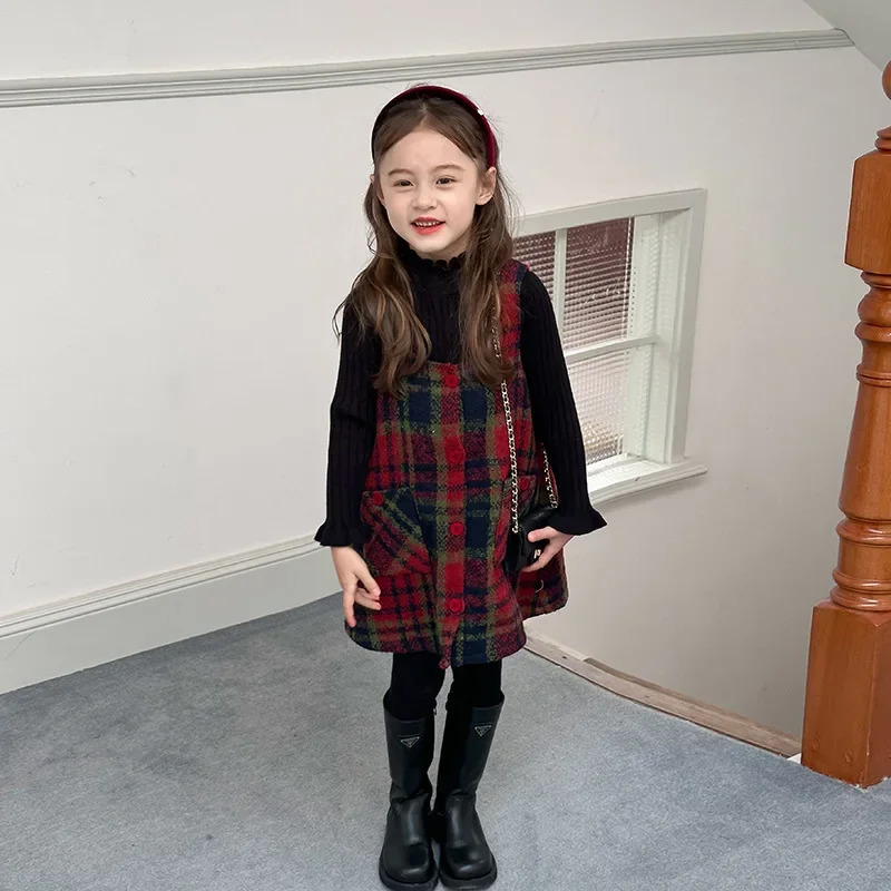 Vintage Red Plaid Christmas Party Girls Straps Dress 2024 Autumn Childrens Thickened Tweed Sleeveless Pockets Tank Dresses 241106