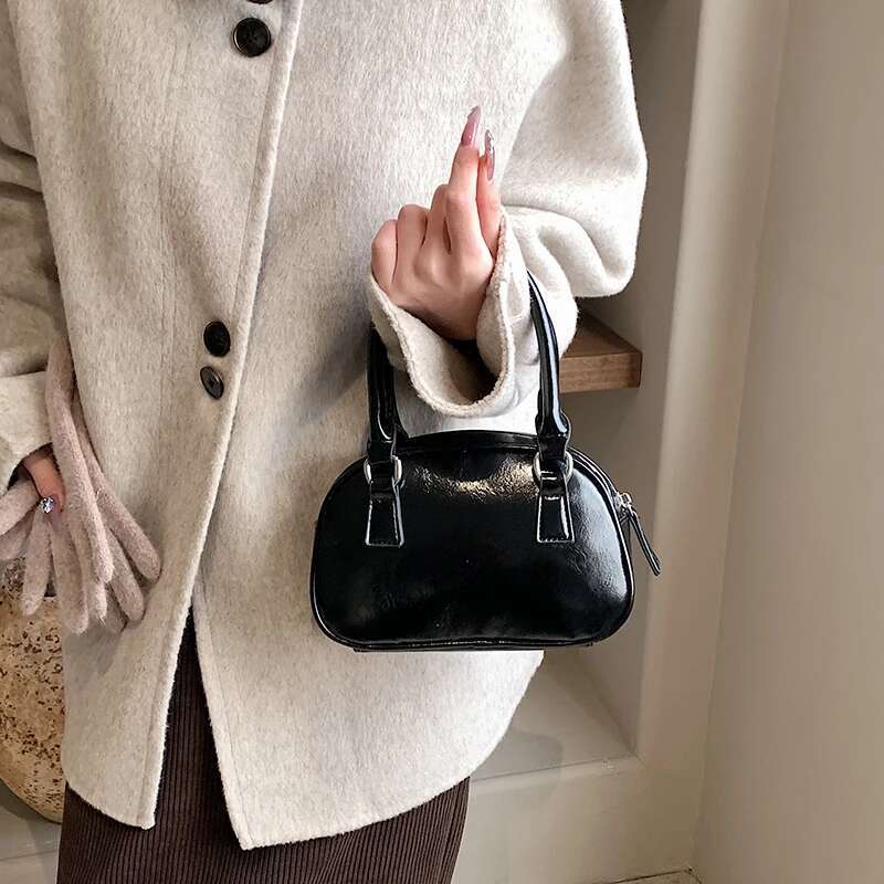 Designer Bag LEFTSIDE Fashion Retro Women Small Pillow Handbags And Purses 2024 Winter Luxury Leather Crossbody Bags With Short Handle