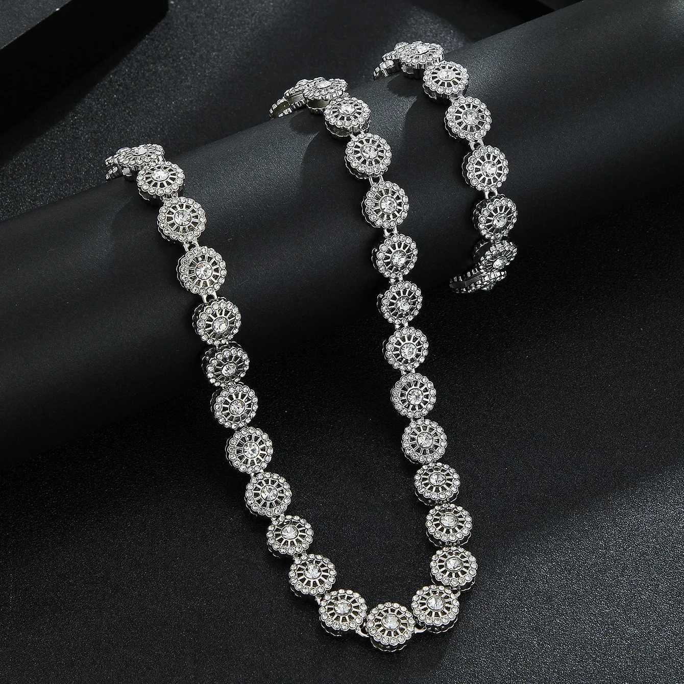 J Hip Hop d Out New 10mm Round Sparkling Water Diamond Cuban Tennis Chain Necklace Mens Text X241106