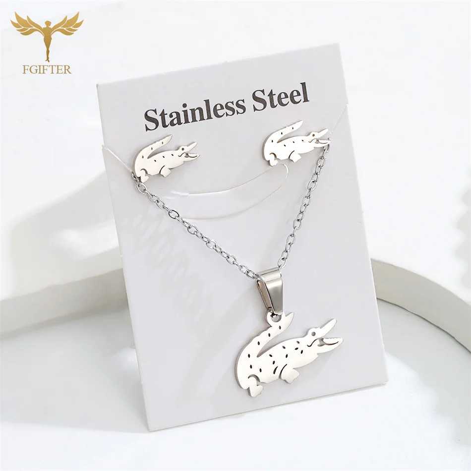 Fashion crocodile jewelry set high-quality stainless steel stud earrings pendant chain necklace temperature accessories party gifts X241106