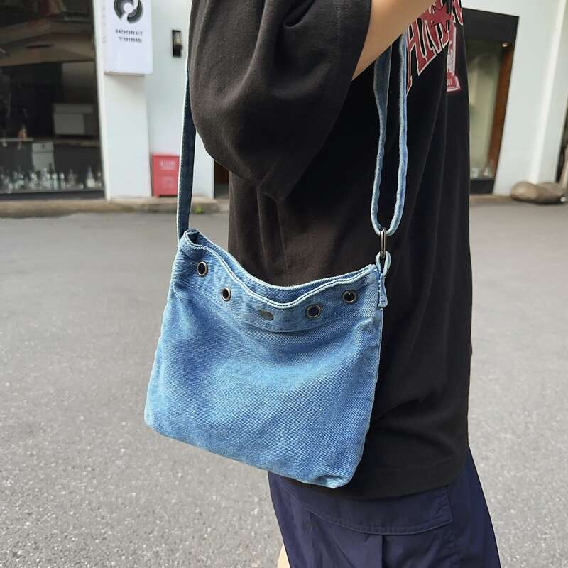 Designer Bag 2024 Summer New Denim Canvas Bag Simple Casual Crossbody Bag Mobile Phone Bag Commuter Shoulder Bag