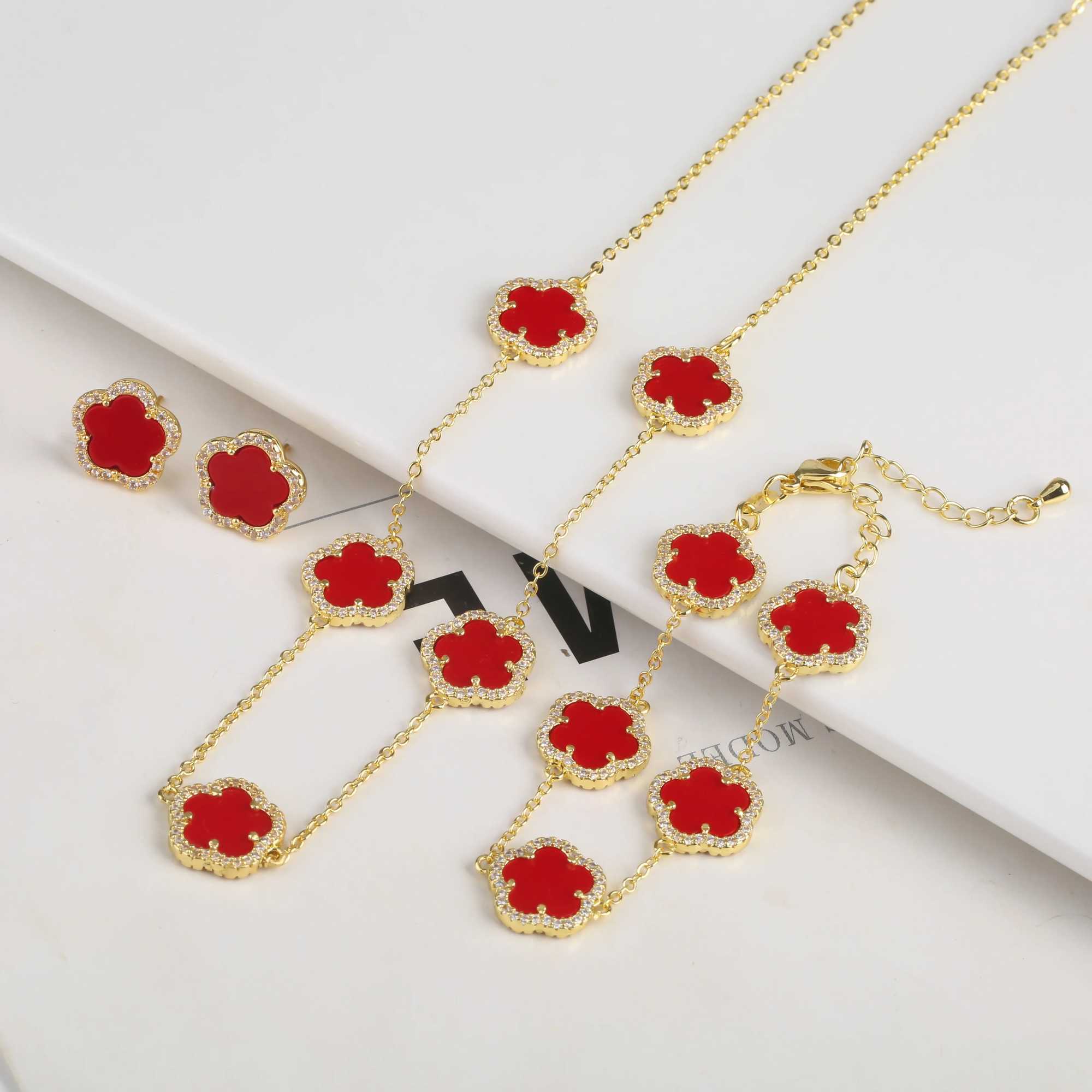 New Shell Natural Stone Flower Eye Bracelet Necklace Earrings Jewelry Set High Quality Creative Luxury Wens Hip Hop Style X241106