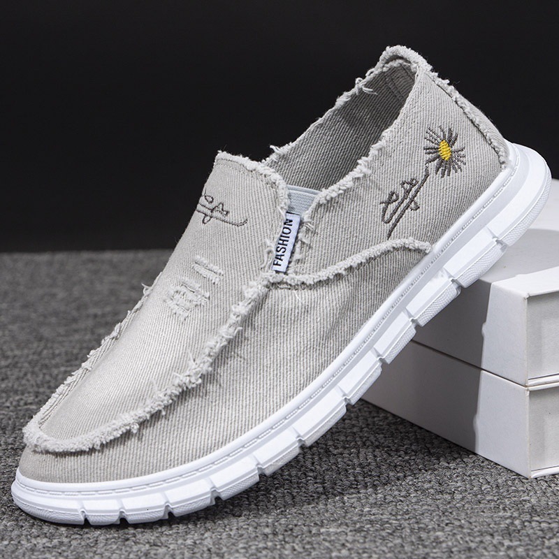 Canvas casual cloth soft soled board spring and autumn breathable men's shoes old Beijing style one foot kick