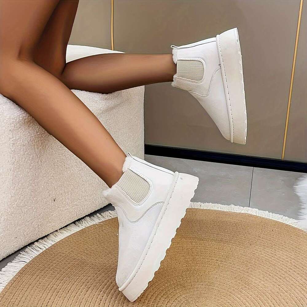 Trendy Winter Comfort: Women's Slip-On Warm Fleece-ed Boots, Non-Slip Flat Platform in Chic Solid Color