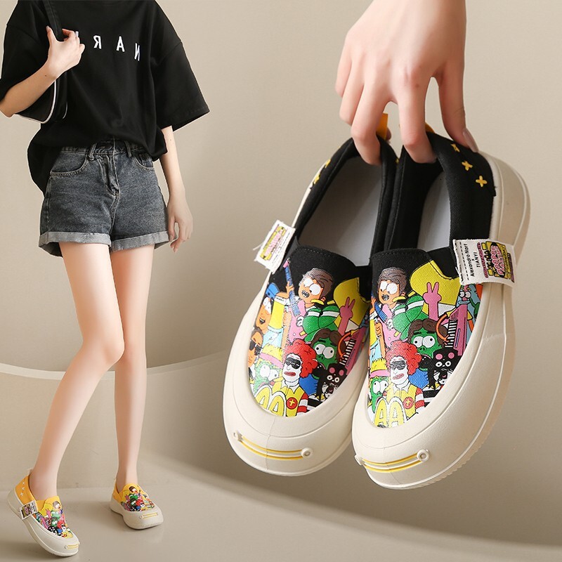 Lazy for Women 2024 Spring New Fashion Versatile Cartoon Image Women's Thick Sole Casual One Step Matcake Canvas Shoes