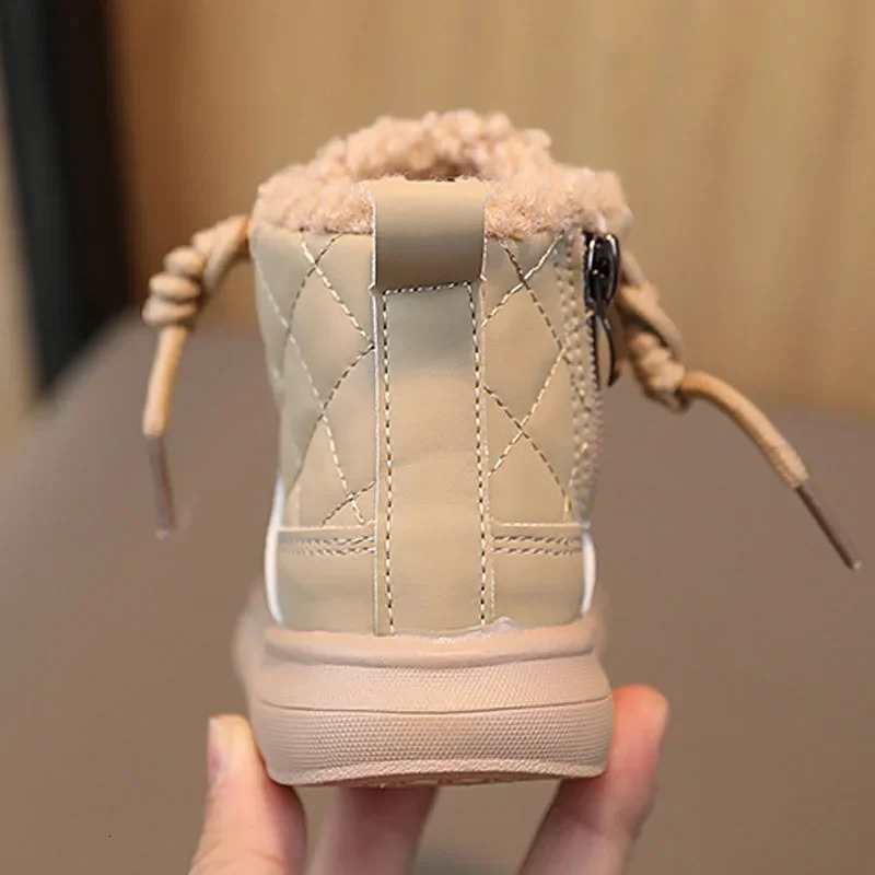 Autumn Winter Kids Boots Warm Plush Boys Toddler Girls Boots Fashion Clith Children Casual Shoes Boys Girls Boots for Kids 241106