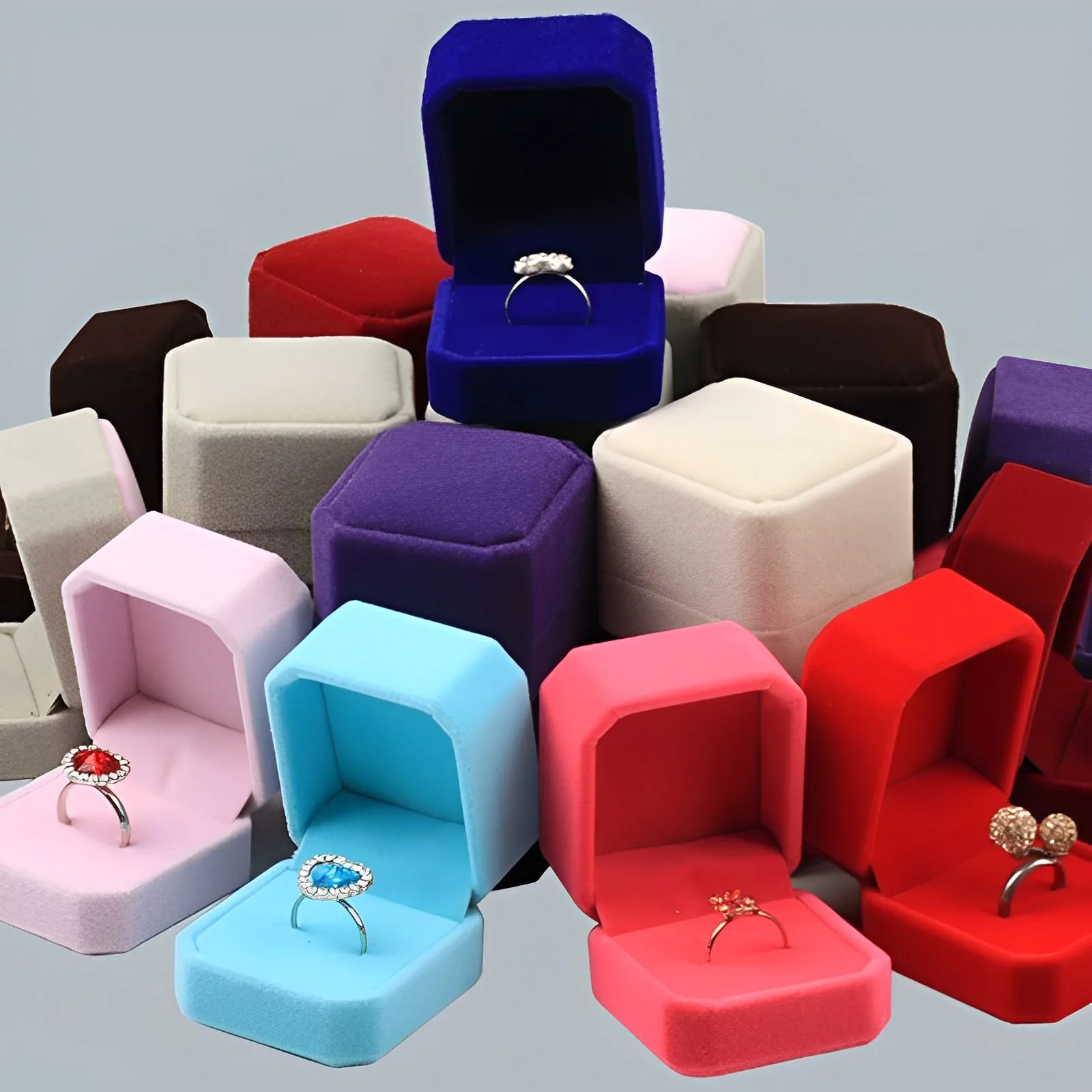 12 square red velvet ring boxes pearl treasure boxes storage organizer gifts earring packaging boxes portable travel wedding wholesale 241106