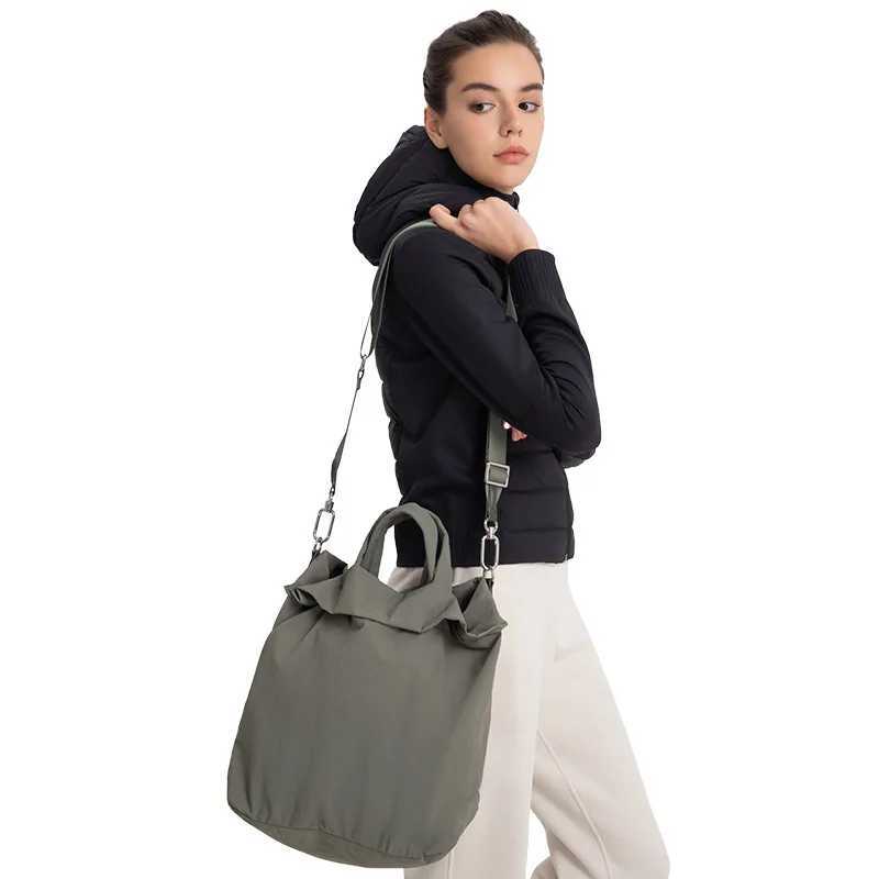 Moisture Permeab Large acity Handbag Fashionab All-match Crossbody Bag Womens Simp Light Outdoor Shoulder Bag MermaidXJ241106