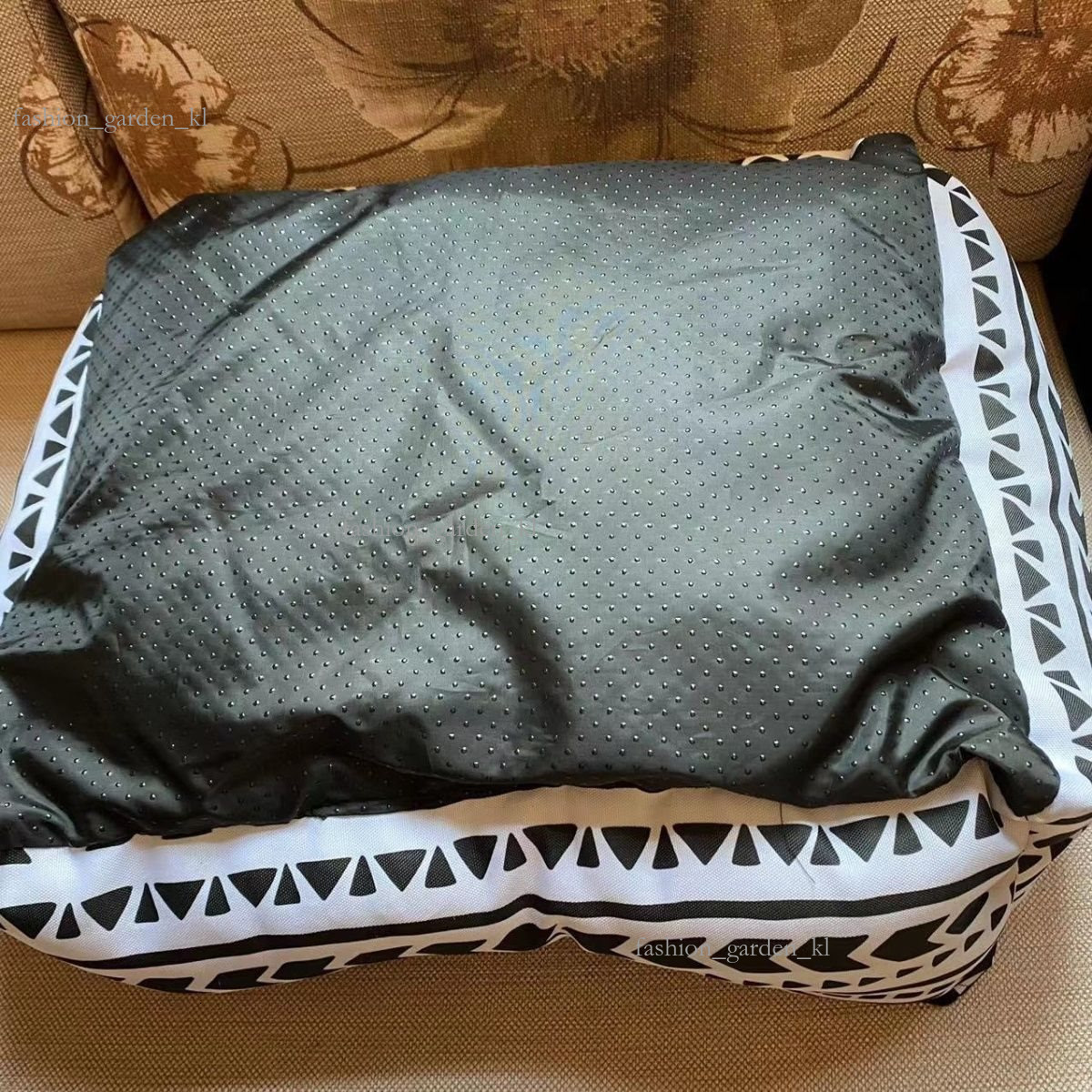 Thickened Scratch Resistant Oxford Cloth Dog Kennel Winter Dog Kennel Medium And Small Teddy Fadou Corgi Kennel Scratch Resistant And Wear-Resistant D