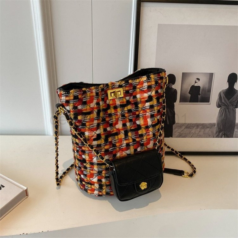 Fashion Classic Bag Designer 10a Top Nikiduncks Woman Handbagevening Bags Autumn and Winter for Women 2024 New Fashionable Commuting Bu